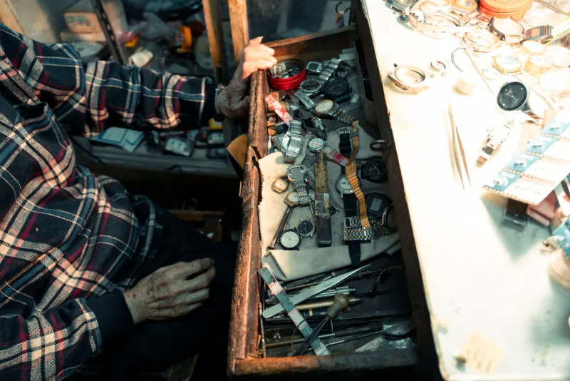 Dust, Nostalgia, and Dead Coils: What Your Stash of Old Vape Gear Is Really Telling You