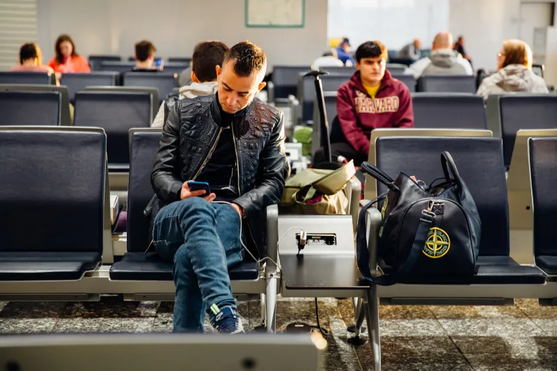 Pack Light, Vape Right: How to Build a Travel Rig That Goes Anywhere Without Leaving Performance Behind
