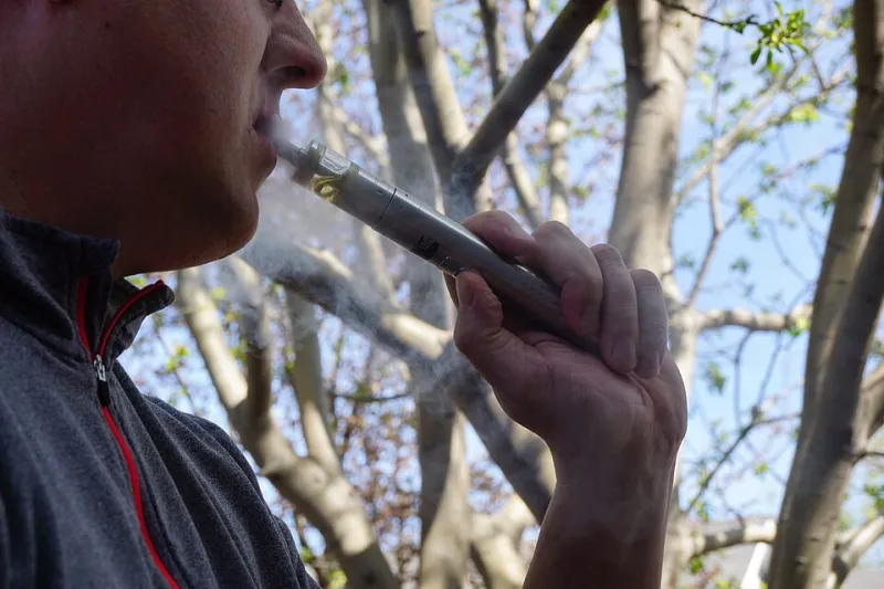 Upgrade or Stay Put? How to Know When Your Vape Gear Is Actually Holding You Back
